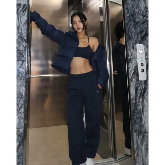 Alo Yoga Gold Rush Puffer Black S - Picture 10 of 12